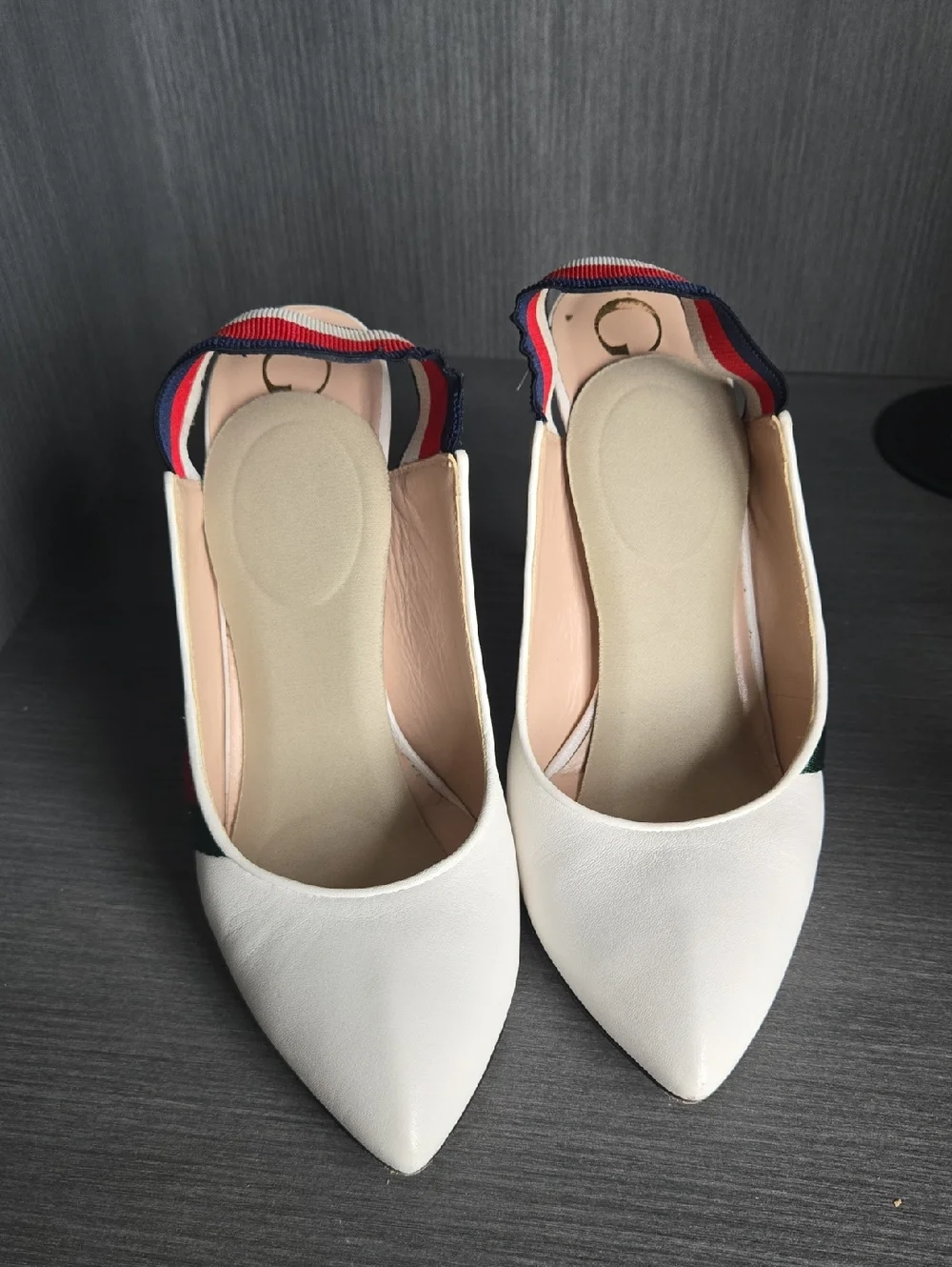 Gucci White Pointed-Toe Slingback Flats with Red-Blue Ribbon - Picture 1 of 7
